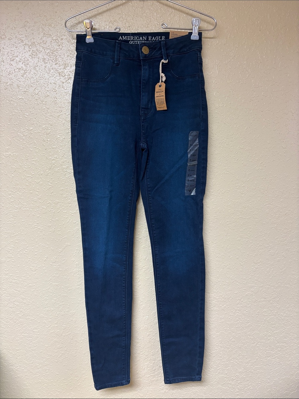 American Eagle Outfitters Women’s Dark Blue Skinny Jeans